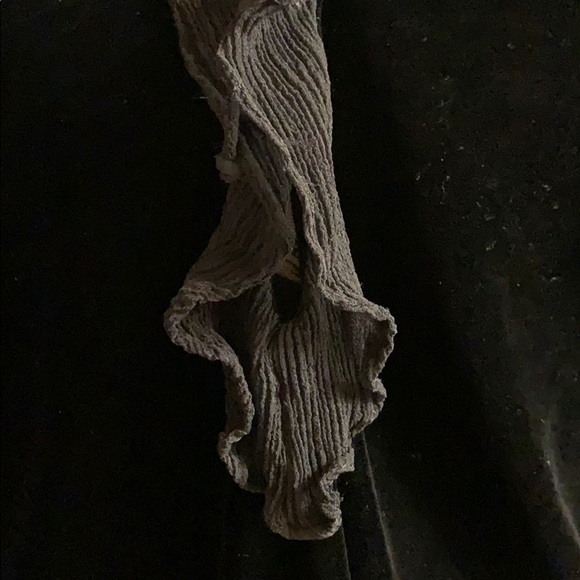 ECI New York Black Velour Chiffon Ruffle Trim Top - Picture 4 of 8